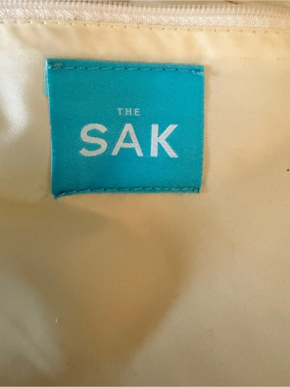 NWOT Get this Beautiful Sak Wooden Beaded Lightweight Hobo Bag at a STEAL today!